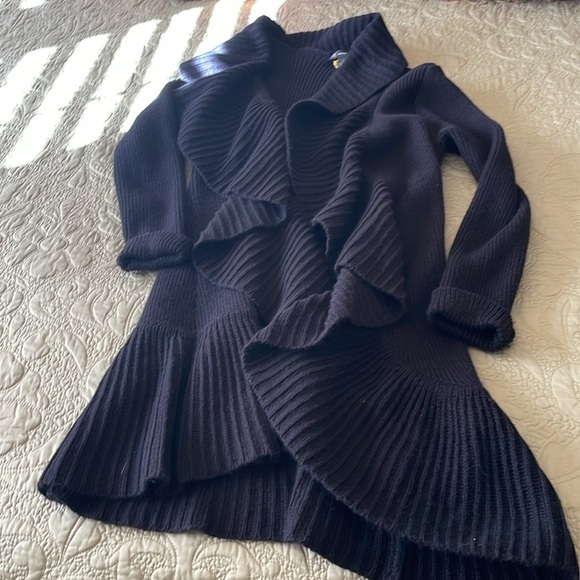 Long black sweater by INC size small - Picture 5 of 5